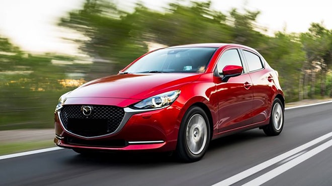 gia-xe-mazda2-thang-11-2020-5