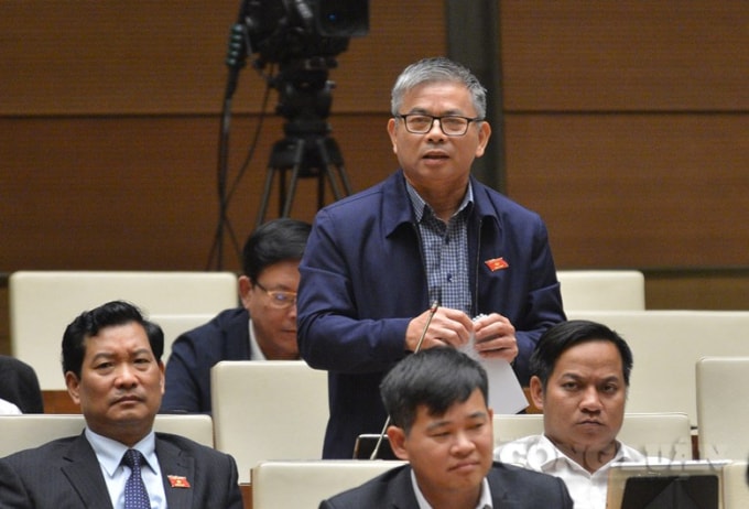 Đại biểu Nguyễn Thanh Hồng (đoàn Bình Dương - Thiếu tướng, Ủy viên Thường trực Ủy ban Quốc phòng và An ninh của Quốc hội).