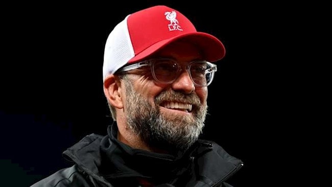 HLV Klopp chỉ ra 8 cái tên tranh ngôi vô địch NHA mùa này. Ảnh: TL