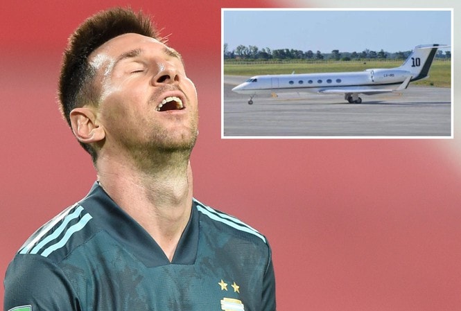 Lionel Messi bị 5 cán bộ chặn đầu máy bay thu tiền thuế. Ảnh: tienphong.vn