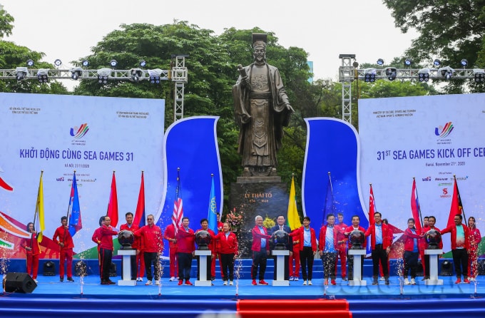 Lễ đếm ngược 1 năm tới SEA Games 31 (khởi động đồng hồ đếm ngược).
