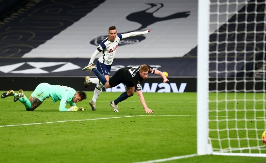 Cầu thủ Lo Celso đặt dấu chấm hết cho Man City. Ảnh: Getty