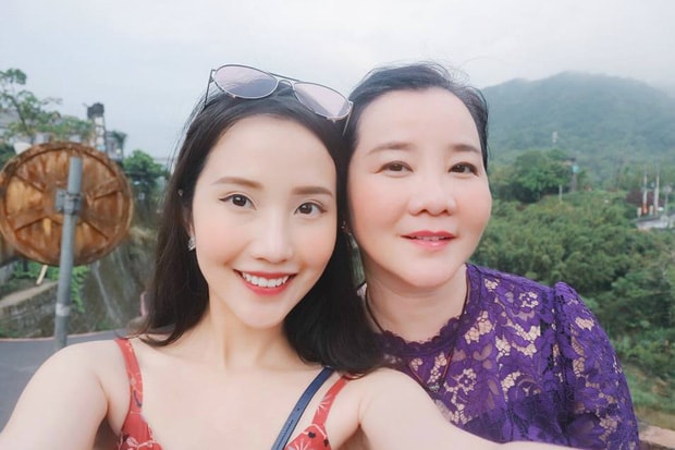 Primmy Trương và mẹ