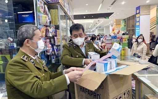 Tổng cục Quản lý thị trường thực hiện đợt cao điểm kiểm tra, kiểm soát thị trường cuối năm 2020 và dịp Tết Nguyên đán Tân Sửu, từ ngày 25/11/2020 - 25/02/2021. Ảnh minh họa
