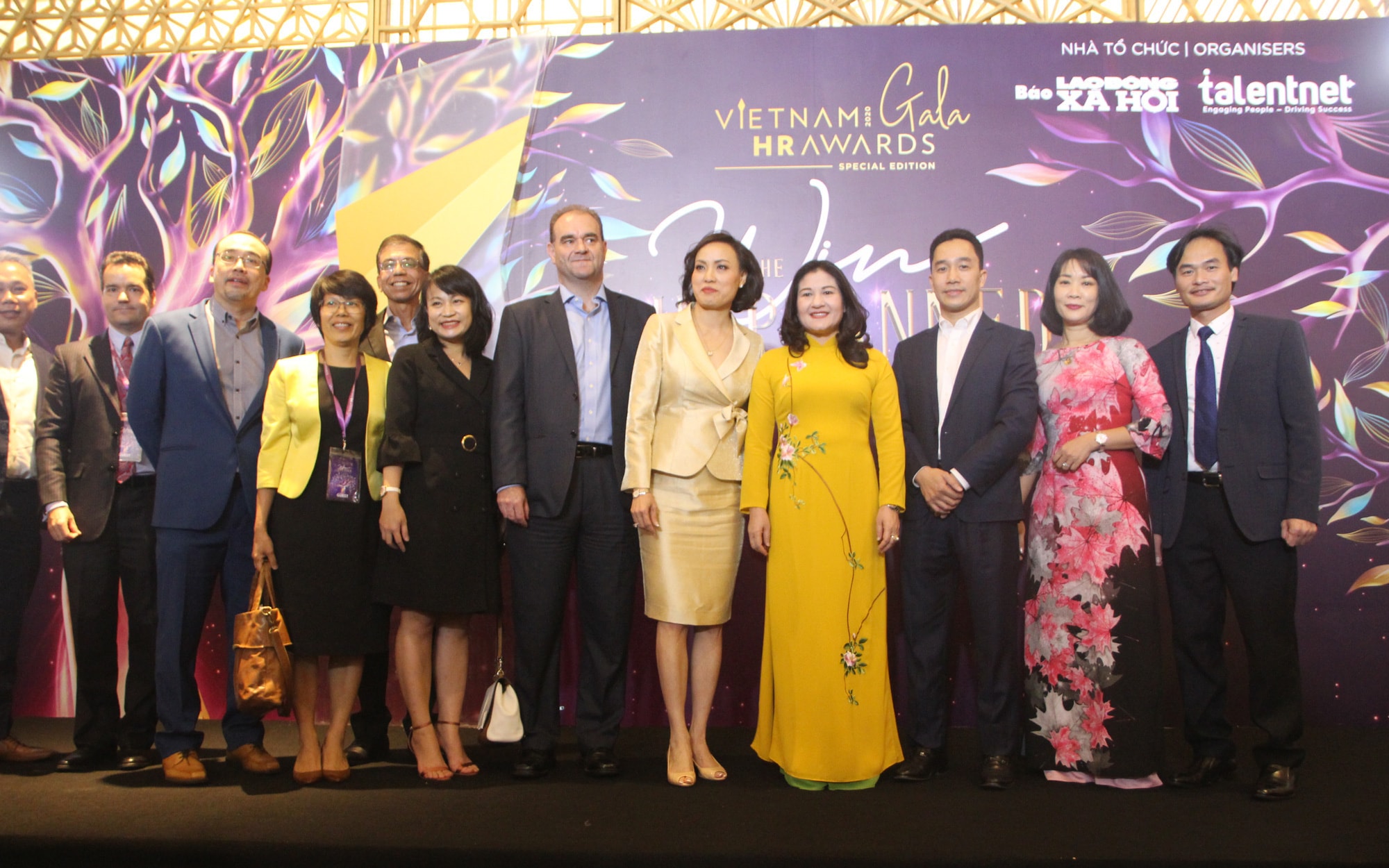 Lễ trao giải Vietnam HR Awards lần thứ IV/2020 do Báo Lao động & Xã hội phối hợp cùng Talentnet Corporation tổ chức đã chính thức khai mạc.