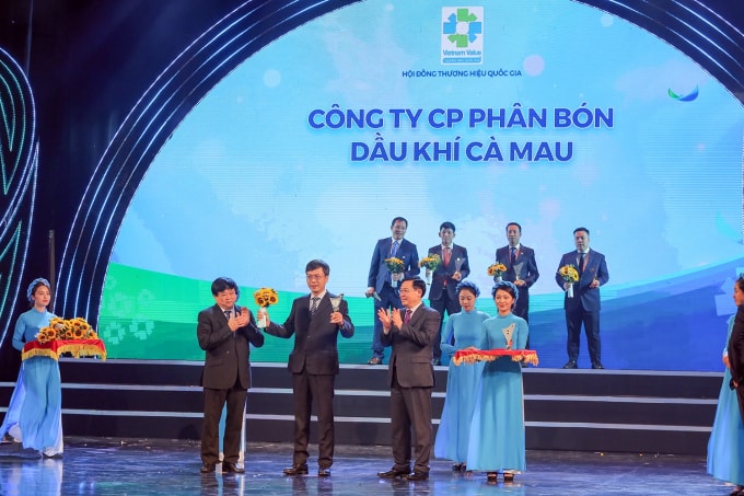 Công ty cổ phần Phân bón Dầu khí Cà Mau (PVCFC)