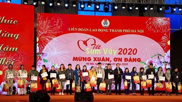 Sẽ có 5000 suất quà Tết được trao cho công nhân lao động có hoàn thành khó khăn. Ảnh: TL