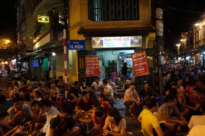 Dừng các hoạt động, sự kiện tập trung đông người không cần thiết phòng, chống dịch COVID-19.