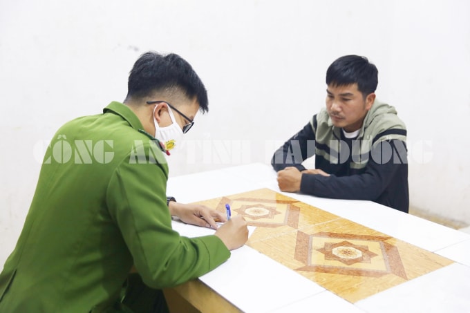 Đối tượng Trung tại cơ quan công an (ảnh CAHD)