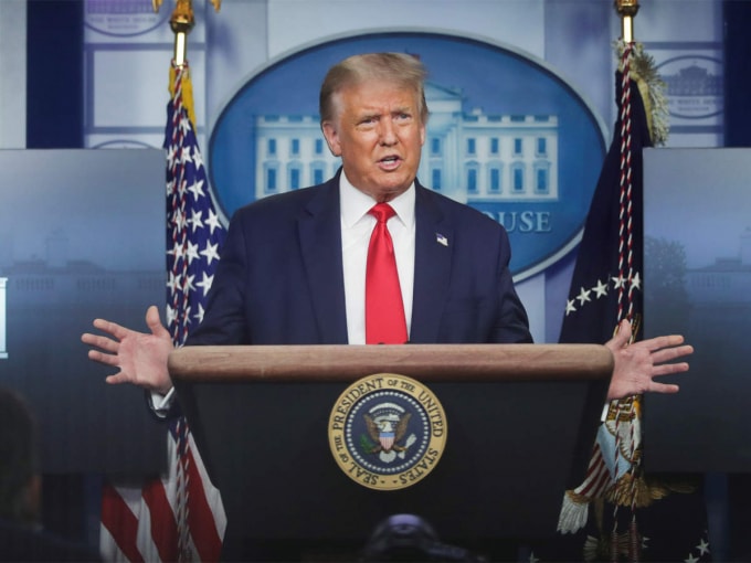 Chính quyền của Tổng thống Trump vừa đưa thêm 4 công ty Trung Quốc vào danh sách đen, trong đó có 2 'ông lớn' là SMIC và CNOOC - Ảnh: Reuters
