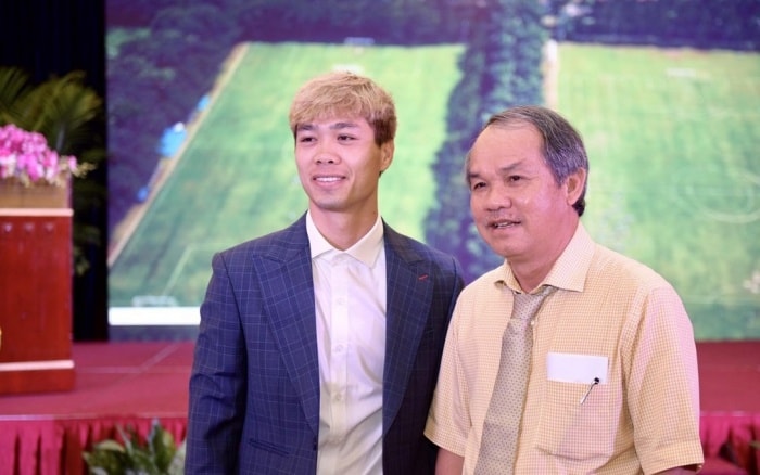 Ông chủ Bầu Đức tặng quà cưới 'khủng' cho Công Phượng. Ảnh: internet