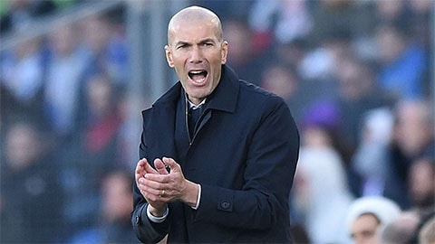 HLV Zidane đưa ra quan điểm trước tin đồn bị Real sa thải. Ảnh: TL