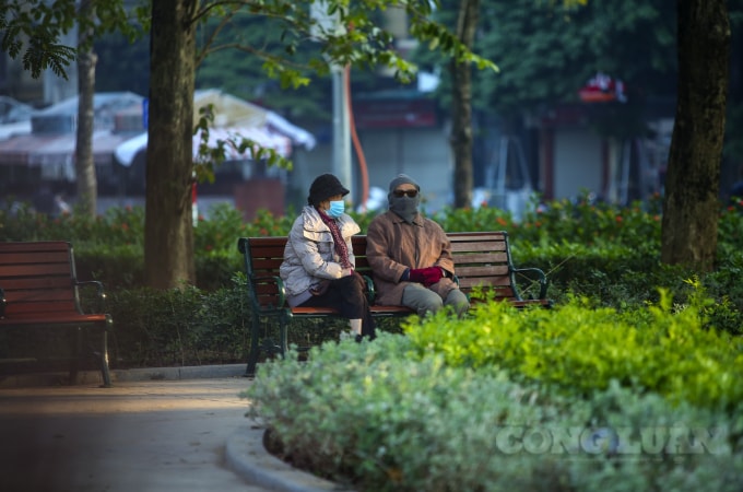 Miền Bắc sẽ tiếp tục rét sâu vào đêm và sáng sớm trong vòng 10 ngày tới. Đặc biệt, từ ngày 5 - 7.12, vùng núi cao phía Bắc còn có khả năng xuất hiện băng giá và sương muối.