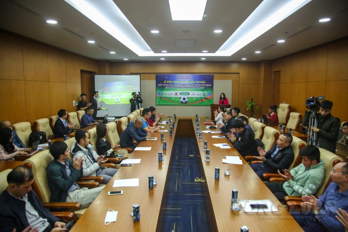 Quang cảnh buổi Lễ bốc thăm chia bảng Giải Bóng đá các cơ quan Trung ương tranh “Cúp Báo Đại biểu Nhân dân lần thứ 22” - năm 2020.