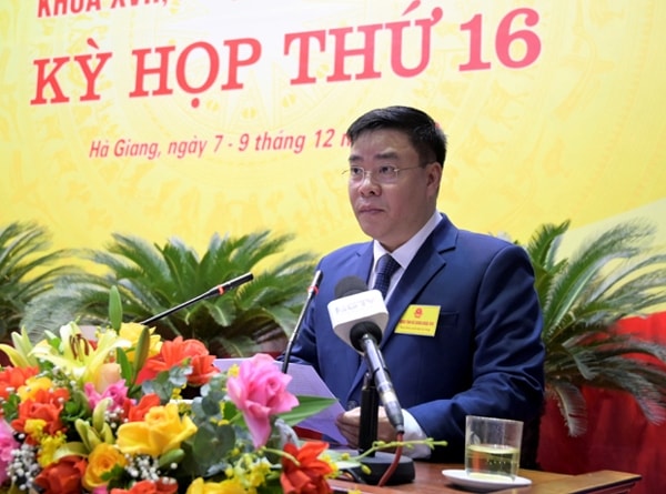 Ông Hoàng Gia Long phát biểu nhận nhiệm vụ. Ảnh: Báo Hà Giang