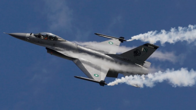 Các chiến đấu cơ F-16 của Không quân Pakistan do General Dynamics của Mỹ chế tạo đang trong quá trình diễn tập chung với các đối tác Trung Quốc. Ảnh: Reuters
