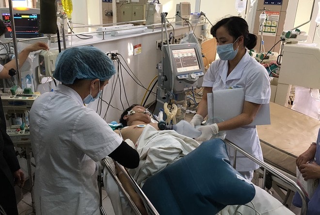 Rượu thuốc nếu ngâm, uống bừa bãi lợi đâu chưa thấy chỉ thấy hại.