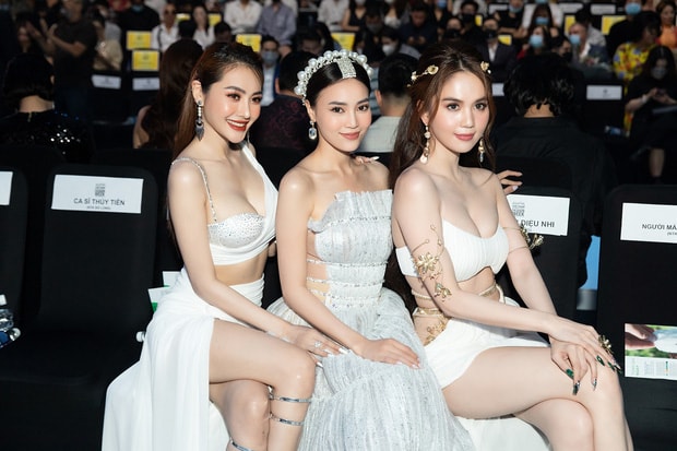 Ngọc Trinh, Ninh Dương Lan Ngọc, và Lan Chi tại sự kiện Vietnam International Fashion Week 2020.