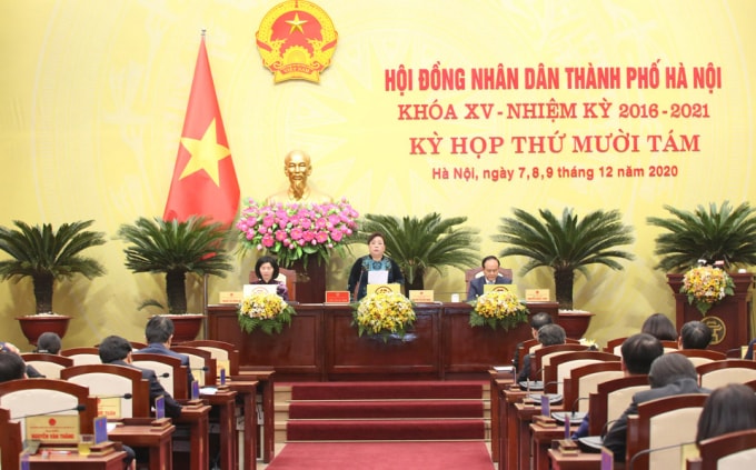 Chủ tịch HĐND thành phố Nguyễn Thị Bích Ngọc kết luận phần chất vấn và trả lời chất vấn về việc thực hiện hai quy tắc ứng xử.