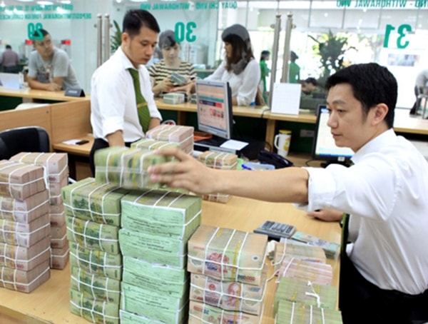 11 tháng của năm 2020, số thu ngân sách giảm 7,8% so với cùng kỳ