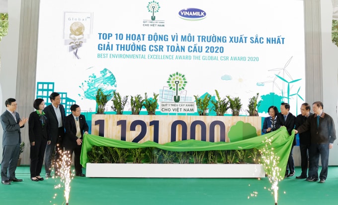 Vinamilk và Quỹ 1 triệu cây xanh cho VN chính thức hoàn thành mục tiêu với 1.121.000 cây xanh được trồng trong 9 năm qua.