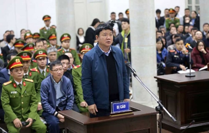 Chống tham nhũng “không có vùng cấm, không có ngoại lệ”, không chùng xuống hay chững lại