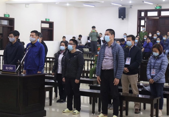 Các bị cáo tại phiên tòa.