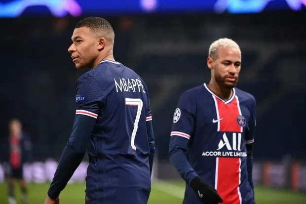 Hợp đồng hiện tại của Kylian Mbappe và Neymar với Paris Saint-Germain sẽ hết hạn vào năm 2022. Ảnh: The Sun