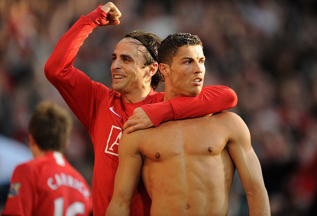 Cựu sao Berbatov là đồng đội của Ronaldo ở MU 1 năm trước khi siêu sao người Bồ chuyển đến Real Madrid. Ảnh: internet