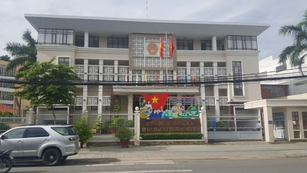 Nhiều cán bộ là lãnh đạo phòng ban thuộc UBND TP Biên Hòa được tuyển dụng sai quy định. Trong ảnh: Trụ sở UBND TP Biên Hòa
