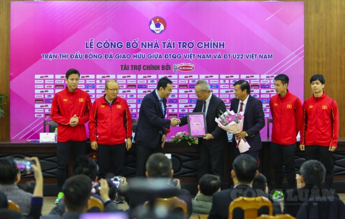 Được biết, Công ty Cổ phần Acecook Việt Nam là Nhà tài trợ chính thức của hai trận đấu giàu ý nghĩa nói trên.