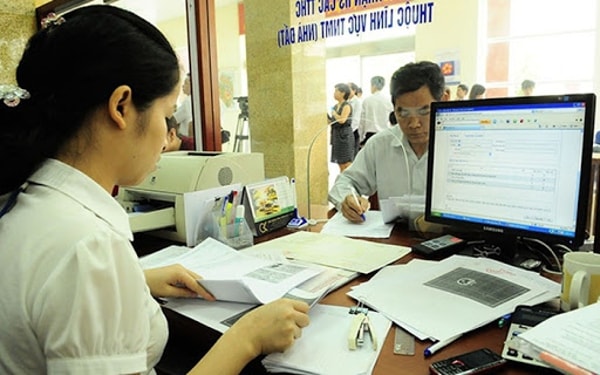 Cán bộ, công chức, viên chức chưa đạt trình độ đào tạo theo tiêu chuẩn chuyên môn, nghiệp vụ quy định, có thể nằm trong diện tinh giản biên chế. Ảnh minh họa