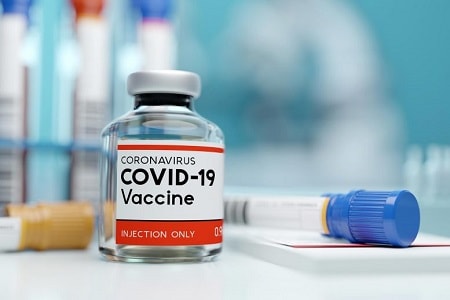 Hiện nay nhiều loại vắc xin COVID -19 đang được tiến hành thử nghiệm lâm sàng trên người nên những thông tin không chính xác đến việc thử nghiệm thường gây hoang mang trong dư luận (ảnh nguồn internet).