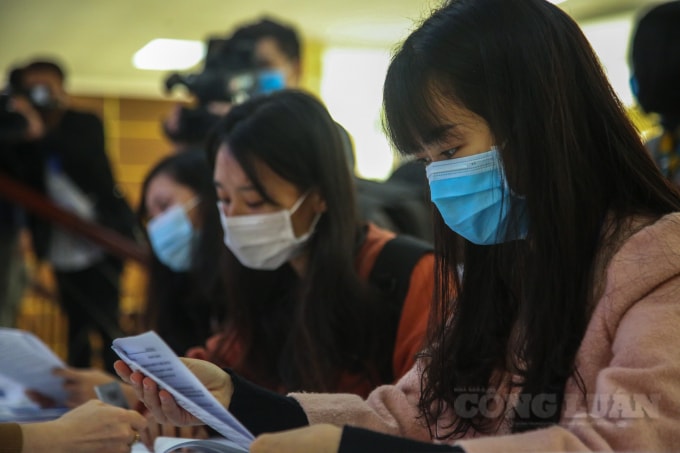 Số tình nguyện viên sẽ được tiêm thử nghiệm vắc xin Nanocovax (ảnh Quang Hùng).