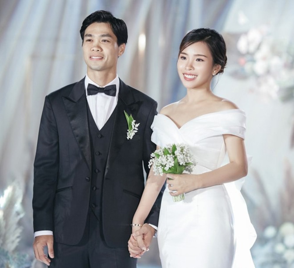 Cặp đôi Công Phượng - Viên Minh đã về chung một nhà.
