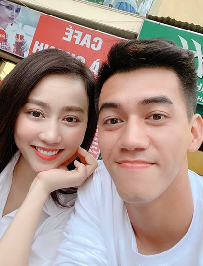 Tiến Linh - Hồng Loan