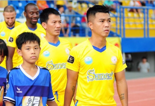 Tiền vệ Lê Duy Thanh