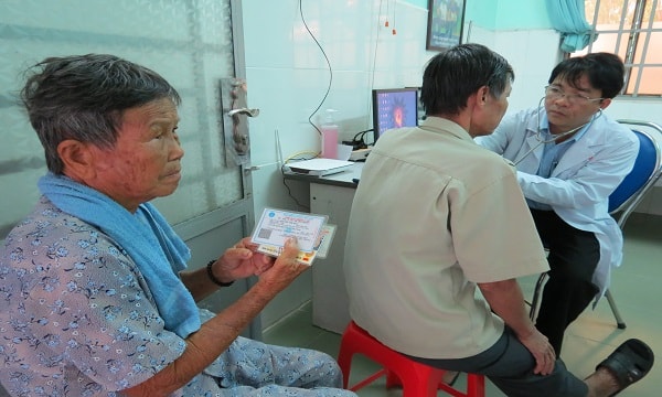 Người dân khám chữa bệnh tại BV TPHCM