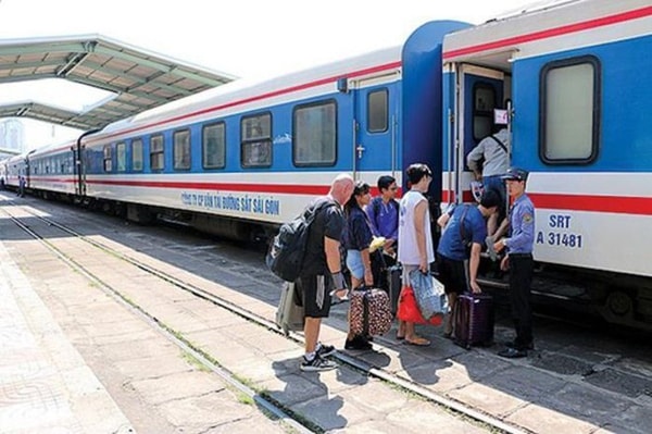 Ngành đường sắt tung 6.000 vé tàu giảm giá 50% nhằm kích cầu hành khách đi lại bằng tàu hỏa