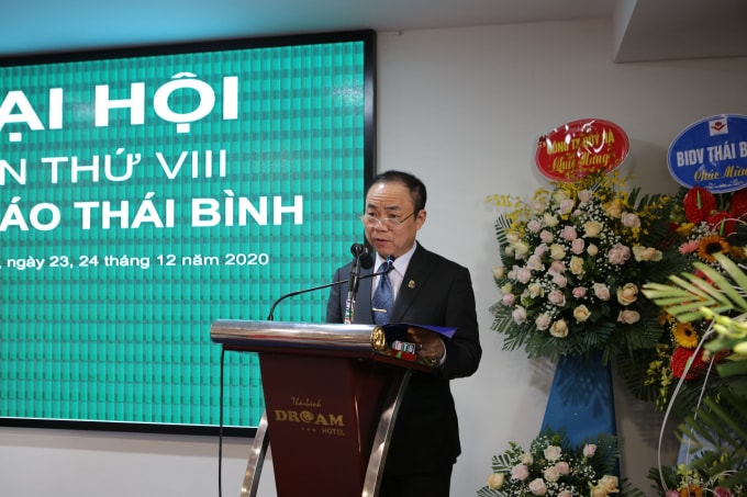 TS.Trần Bá Dung - Ủy viên Ban Thường Vụ, Trưởng Ban Nghiệp vụ Hội Nhà báo Việt Nam phát biểu tại Đại hội