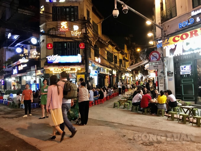 Từ ngày mai 25/12, Hà Nội thí điểm mở rộng không gian phố đi bộ