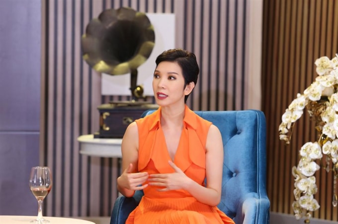 Siêu mẫu Xuân Lan có dịp chia sẻ về cuộc sống hôn nhân với ông xã hiện tại của mình trong chương trình
