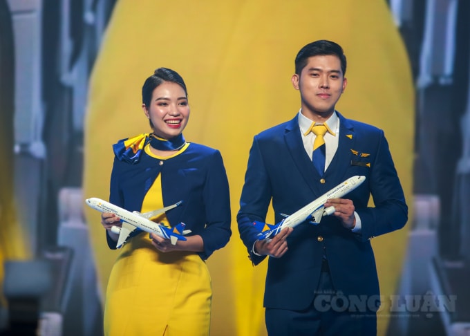Ngày 24/12/2020, Cục Hàng không Việt Nam chính thức trao giấy chứng nhận người khai thác tàu bay (Aircraft Operator Certificate - AOC) cho Vietravel Airlines, khẳng định năng lực của hãng khi đạt đủ các chứng chỉ, điều kiện cần thiết để tiến hành khai thác thương mại.