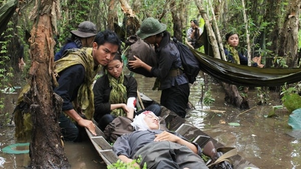 Cảnh trong phim Huyền thoại 1C