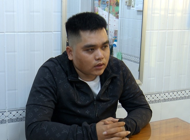 Đối tượng Phạm Văn Linh tại cơ quan điều tra. (Ảnh: Trọng Nguyễn)
