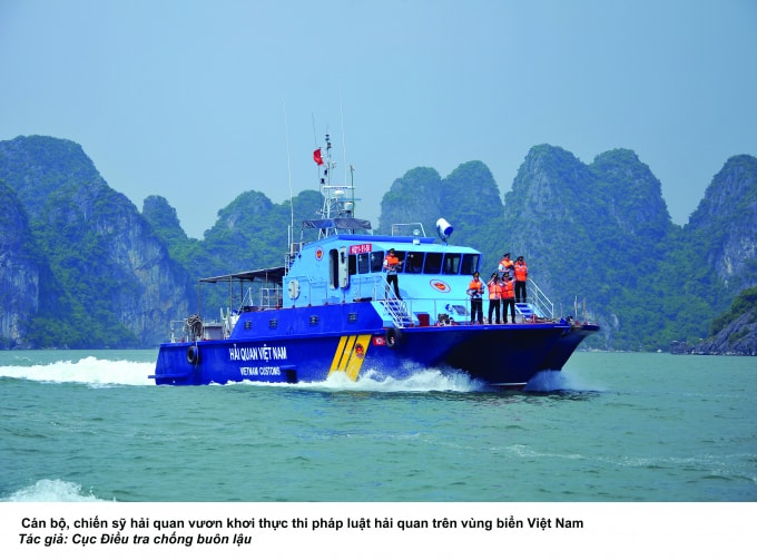 ĐTCBL - Cán bộ, chiến sỹ hải quan vươn khơi thực thi pháp luật hải quan trên vùng biển Việt Nam -Cục ĐTCBL.