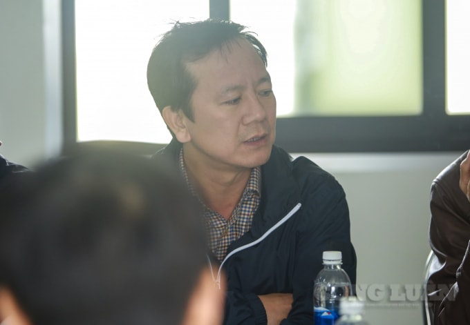 Ông Lương Văn Long - Giám đốc điều hành dự án (Ban Quản lý dự án Thăng Long - đại diện chủ đầu tư) báo cáo tiến độ dự án