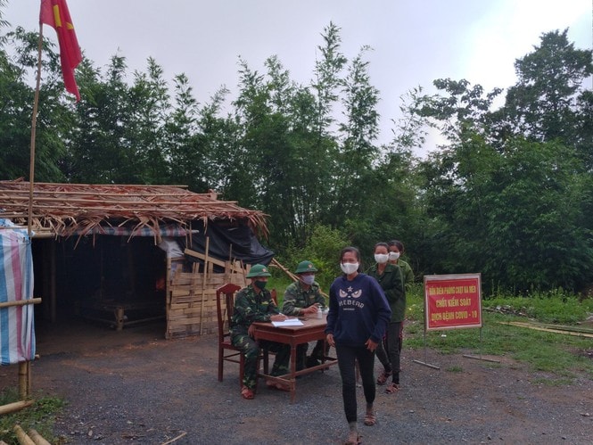 Trạm kiểm soát dịch bệnh Covid-19 ở xã biên giới Na Mèo, huyện Quan Sơn, Thanh Hoá. Ảnh: tienphong.vn