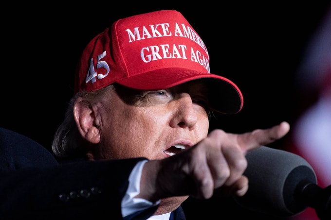 Tổng thống Hoa Kỳ Donald Trump phát biểu tại một cuộc mít tinh ở Rome, Georgia, vào ngày 1 tháng 11. Ảnh: AFP-JIJI