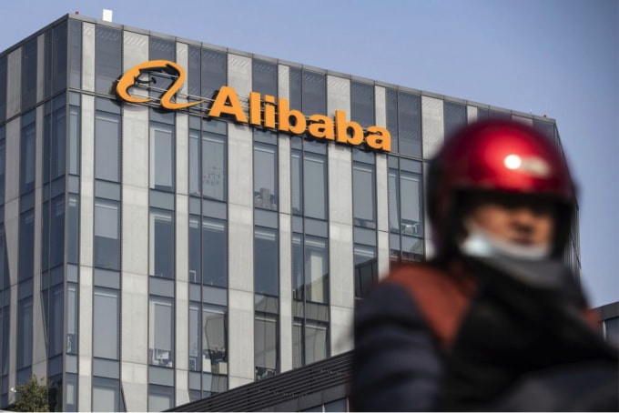 Alibaba và Tencent có thể bị cấm tiếp cận vốn đầu tư từ Mỹ. Ảnh: Bloomberg